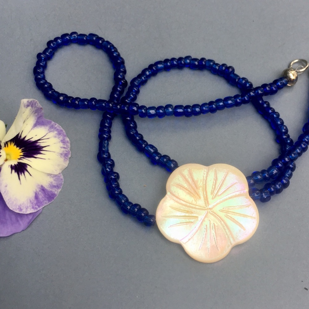 Natural shell necklace